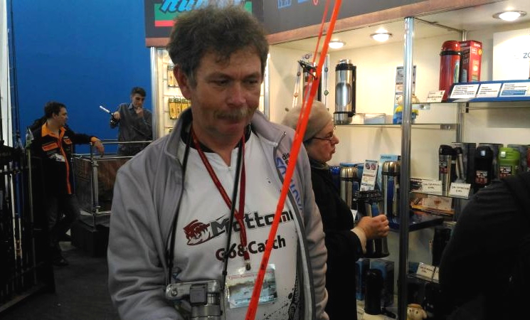 Maximus Neon Spy Maximus Neon Spy